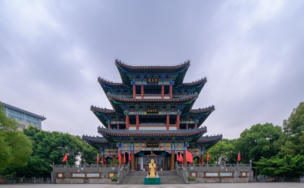 岳阳重疾险多少钱，岳阳商业重疾险多少钱_1